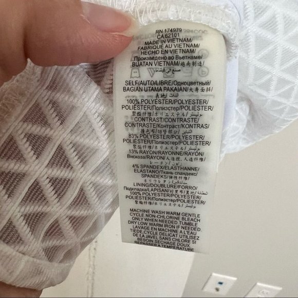 NWT BCBGeneration Blouse Cut Out Neckline - Picture 9 of 12